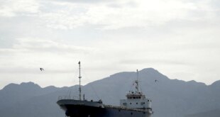 هل فشل الحصار الأمريكي لموانئ إيران خلال ساعاته الأولى؟ | أخبار